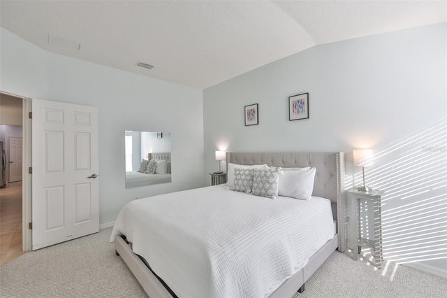 823 SEMINOLE SKY DRIVE, Ruskin, FL 33570