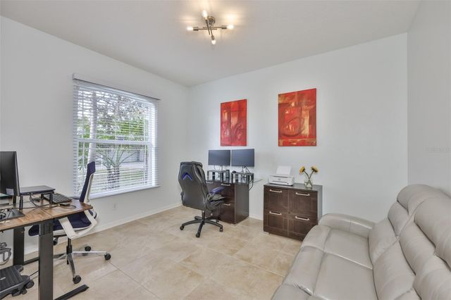 823 SEMINOLE SKY DRIVE, Ruskin, FL 33570