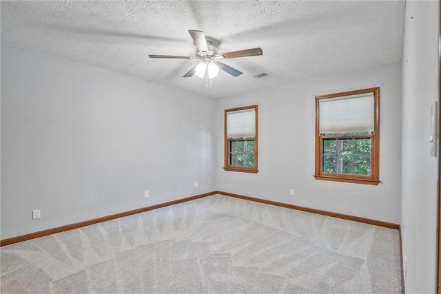 5741 Wolf Laurel SW Lane, Lilburn, GA 30047