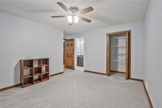 5741 Wolf Laurel SW Lane, Lilburn, GA 30047