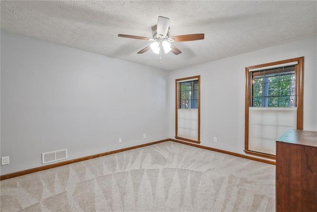 5741 Wolf Laurel SW Lane, Lilburn, GA 30047