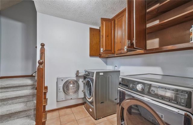 5741 Wolf Laurel SW Lane, Lilburn, GA 30047