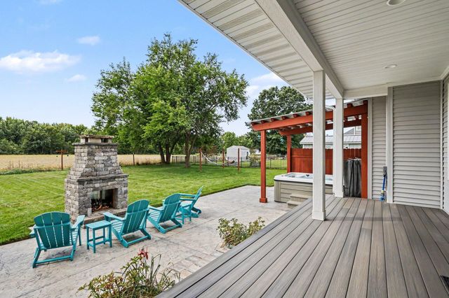 1192 Forest Brook Drive, St. Joseph, MI 49085