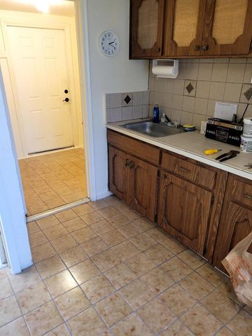 5918 N Wiley Street A-b, Hollywood, FL 33023