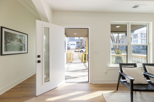 1713 Nassau St, Nashville, TN 37208