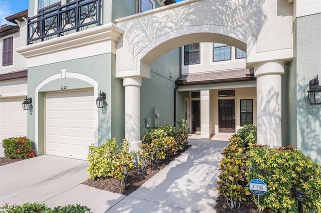 9152 FOX SPARROW ROAD, Tampa, FL 33626