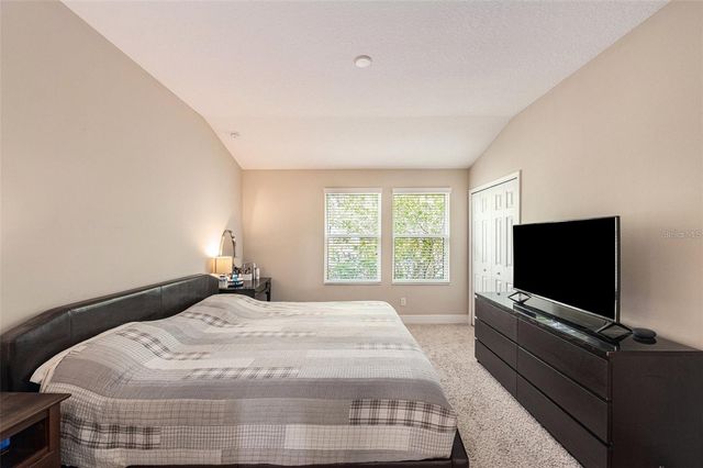 9152 FOX SPARROW ROAD, Tampa, FL 33626