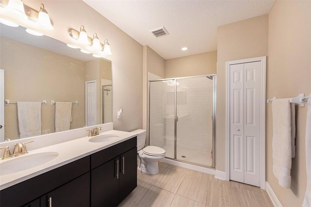 9152 FOX SPARROW ROAD, Tampa, FL 33626