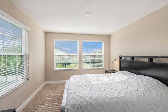 9152 FOX SPARROW ROAD, Tampa, FL 33626