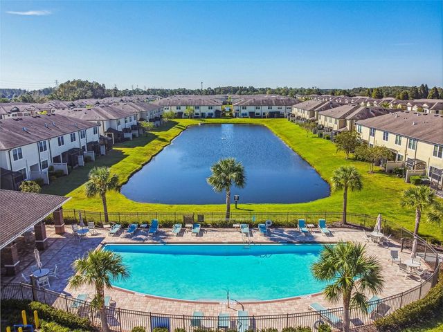 9152 FOX SPARROW ROAD, Tampa, FL 33626