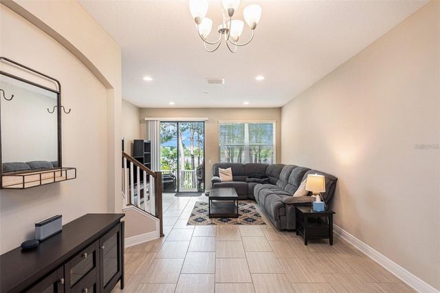 9152 FOX SPARROW ROAD, Tampa, FL 33626