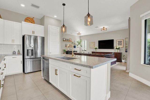 10767 Pacifica Way, Parkland, FL 33076