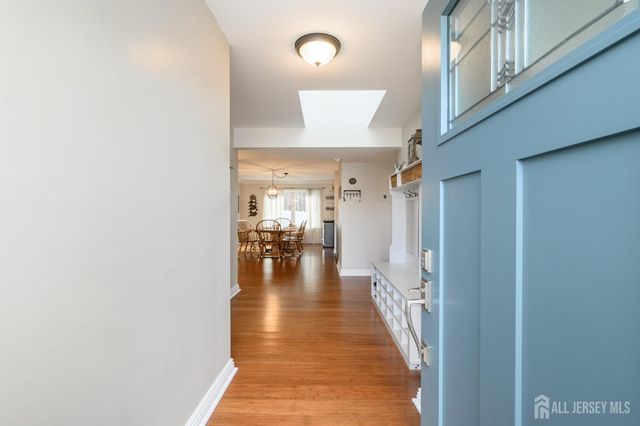 42 Mariposa Place, Old Bridge, NJ 08857