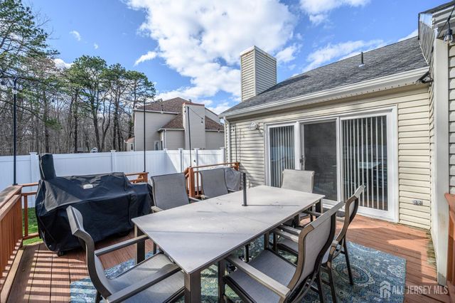 42 Mariposa Place, Old Bridge, NJ 08857