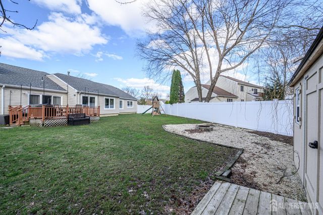 42 Mariposa Place, Old Bridge, NJ 08857