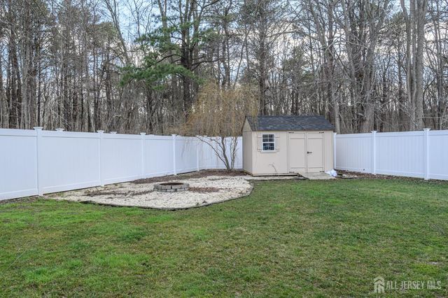 42 Mariposa Place, Old Bridge, NJ 08857