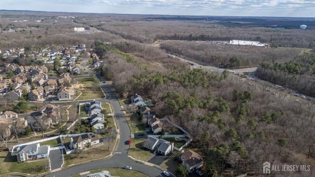 42 Mariposa Place, Old Bridge, NJ 08857