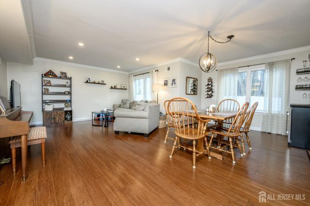 42 Mariposa Place, Old Bridge, NJ 08857