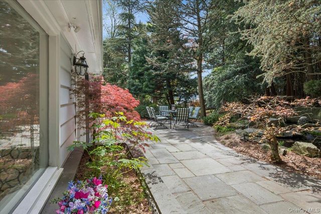 22 Lafayette Road, Larchmont, NY 10538