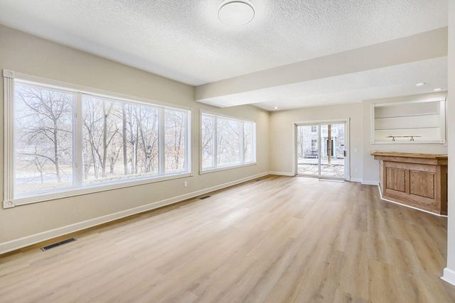 18702 Kanabec Court, Lakeville, MN 55044