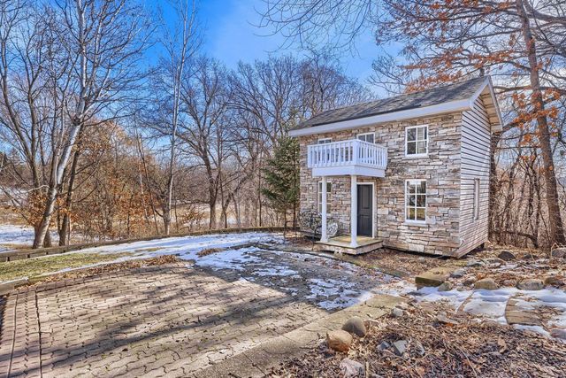 18702 Kanabec Court, Lakeville, MN 55044