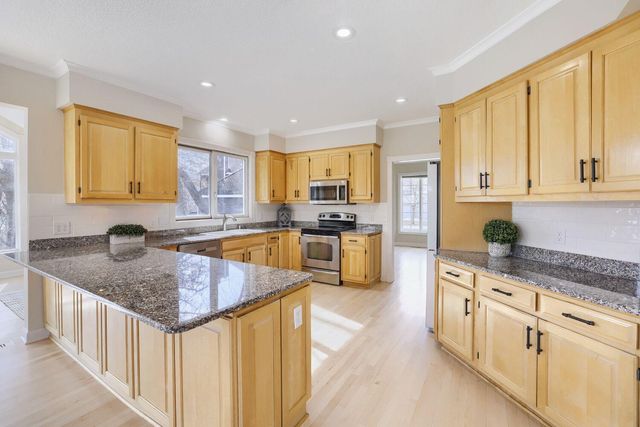 18702 Kanabec Court, Lakeville, MN 55044