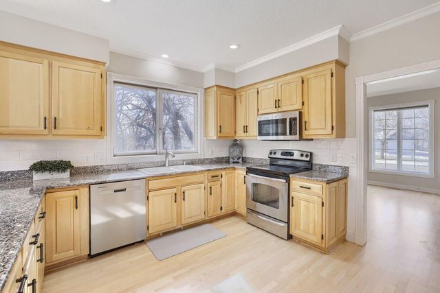 18702 Kanabec Court, Lakeville, MN 55044