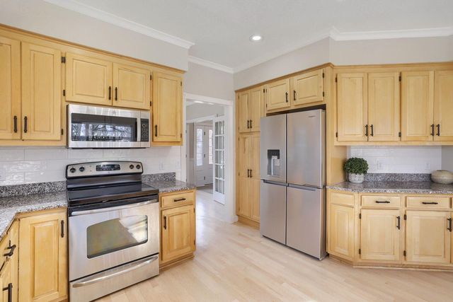 18702 Kanabec Court, Lakeville, MN 55044