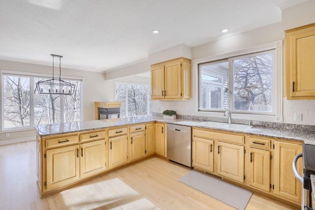 18702 Kanabec Court, Lakeville, MN 55044