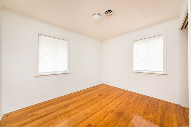 1001 E Homan, England, AR 72046