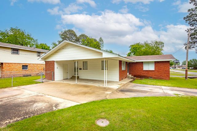 1001 E Homan, England, AR 72046