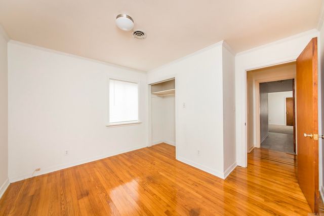 1001 E Homan, England, AR 72046