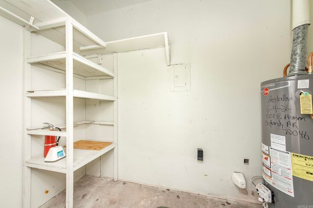 1001 E Homan, England, AR 72046