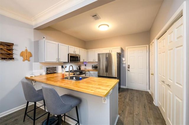 5301 Pinnacle Peak Lane, Norcross, GA 30071