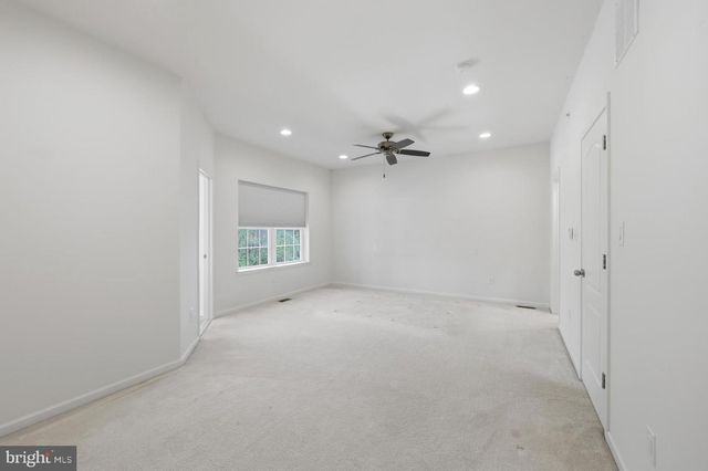 2219 EVIN DR, Warrington, PA 18976