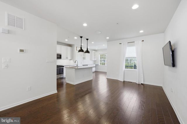 2219 EVIN DR, Warrington, PA 18976