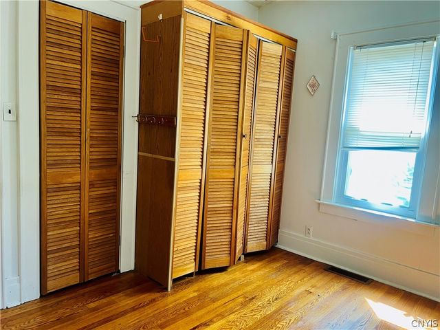 1233 North Glencove Road, Syracuse, NY 13206