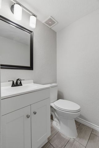 1900 Charleston Drive, Bedford, TX 76022