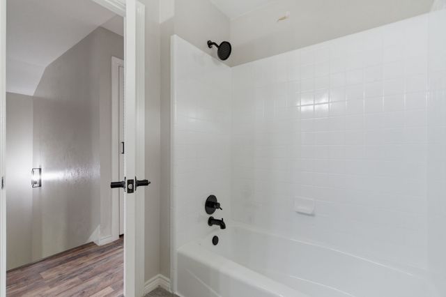 1900 Charleston Drive, Bedford, TX 76022