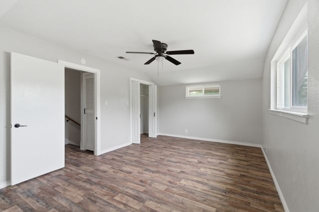 1900 Charleston Drive, Bedford, TX 76022