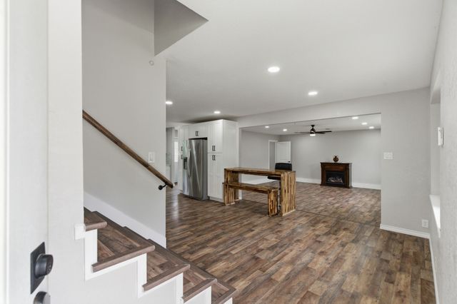 1900 Charleston Drive, Bedford, TX 76022