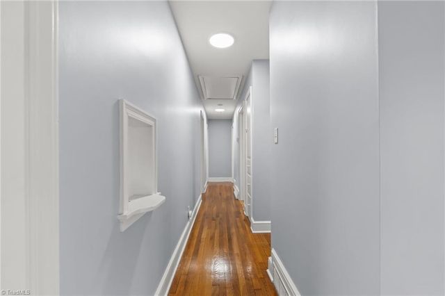 800 Creekside Drive, High Point, NC 27262