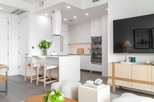 155 E Boca Raton Road 1008, Boca Raton, FL 33432