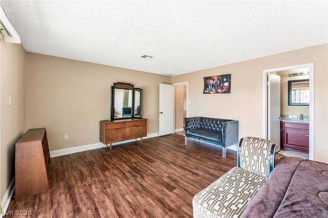 5391 Aston Avenue, Las Vegas, NV 89142