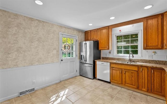 5100 Forest Oaks Drive, Greensboro, NC 27406