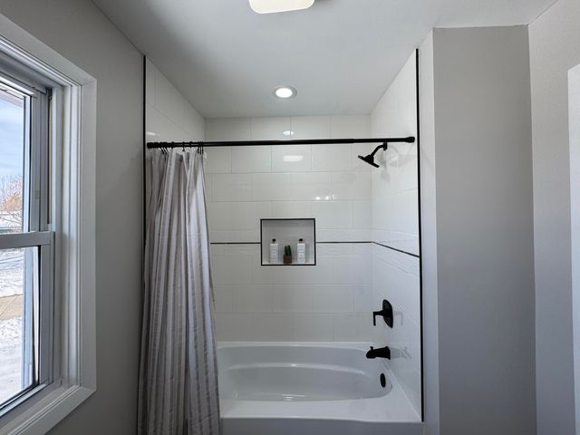 9383 Roosevelt Street, Crown Point, IN 46307