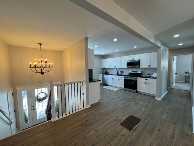 9383 Roosevelt Street, Crown Point, IN 46307