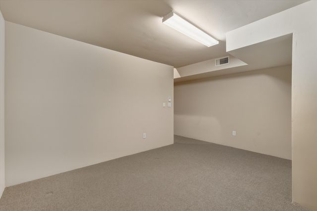 6359 Cliffbrush Lane NE, Albuquerque, NM 87111