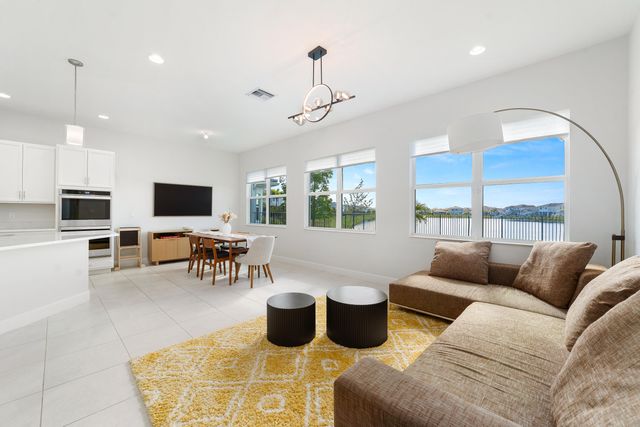 5487 Macoon Way, Loxahatchee, FL 33470