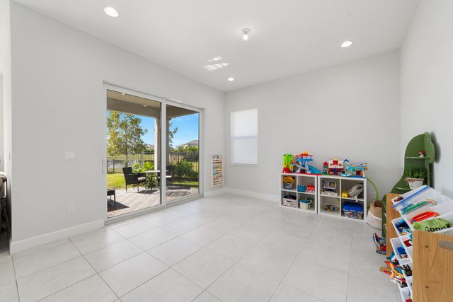 5487 Macoon Way, Loxahatchee, FL 33470